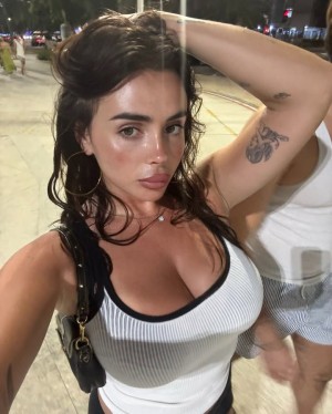 Mila Santos Photo #270