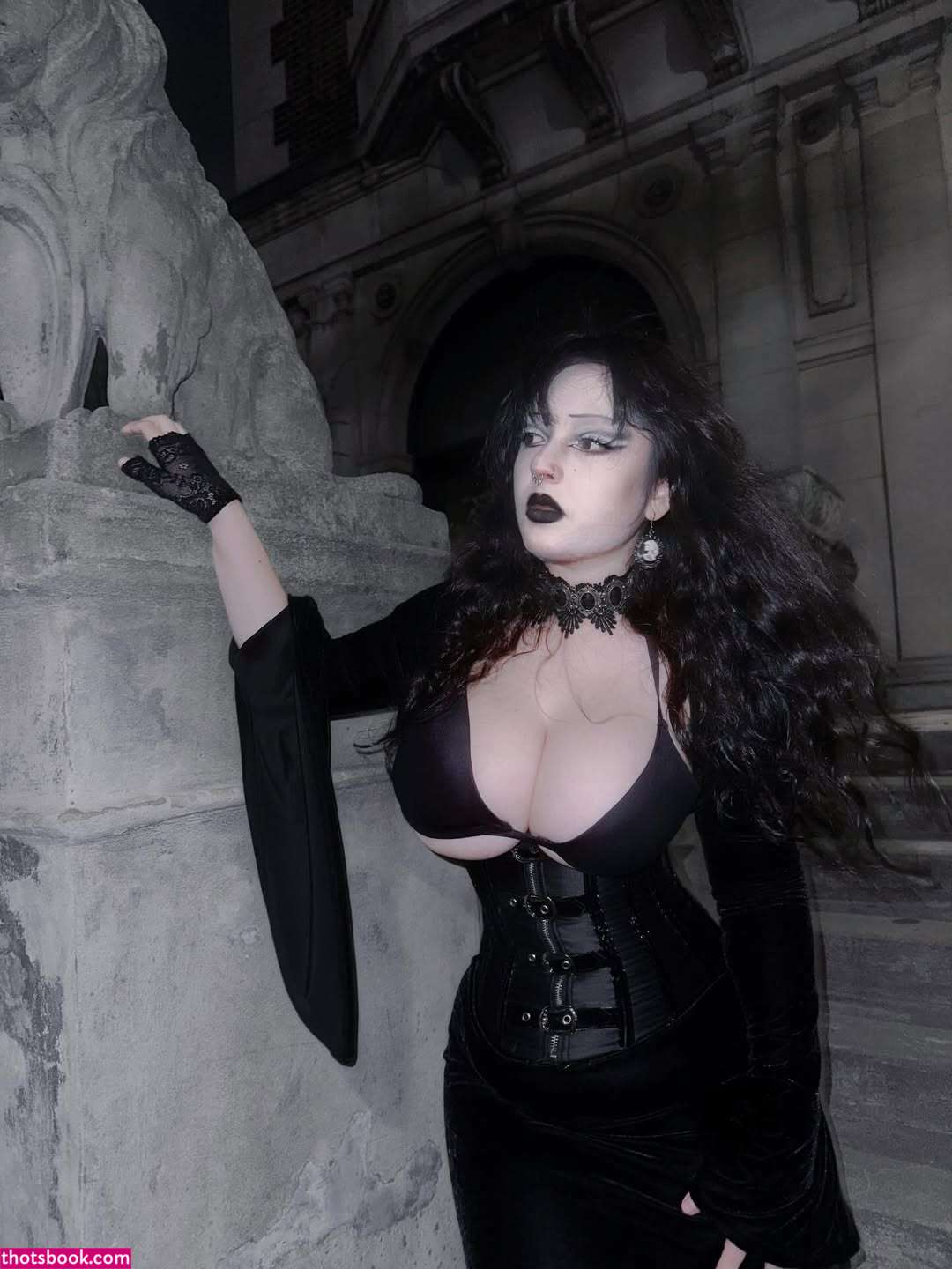 ghoulishbats Photo #37