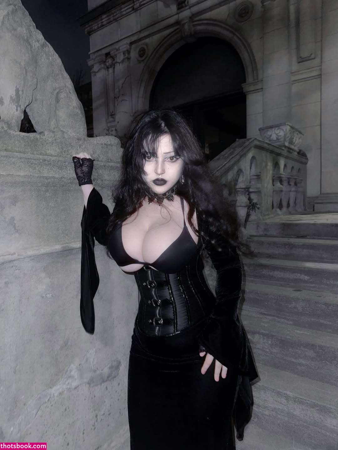 ghoulishbats Photo #43