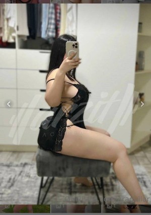 Arzit Aguilar Photo #5