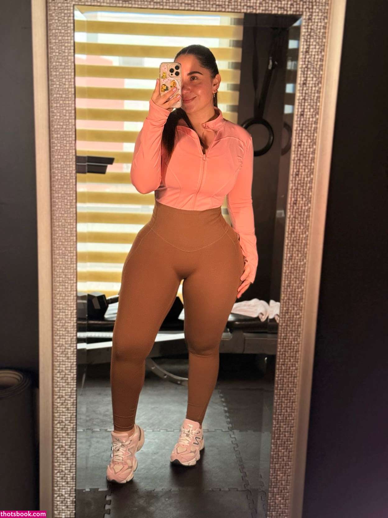 Arzit Aguilar Photo #27