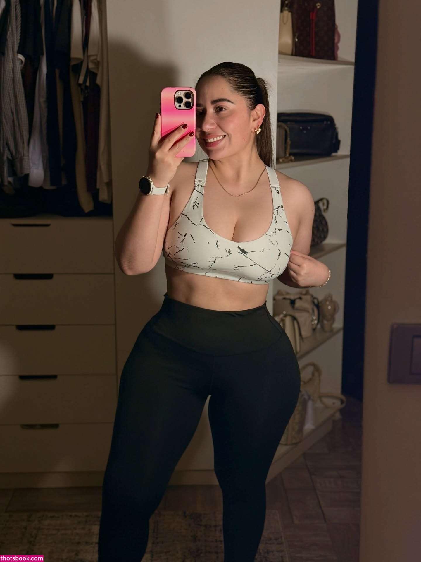 Arzit Aguilar Photo #30