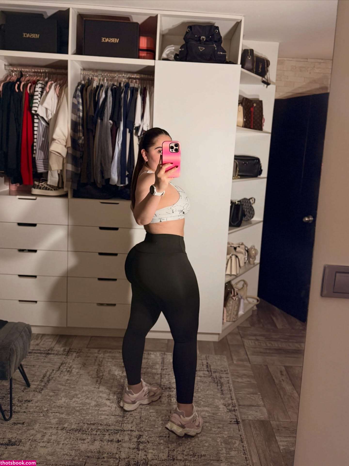 Arzit Aguilar Photo #32