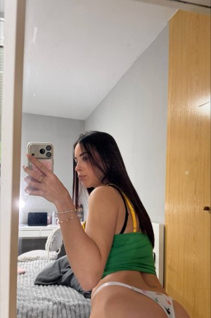 Carla Galdon Photo #15