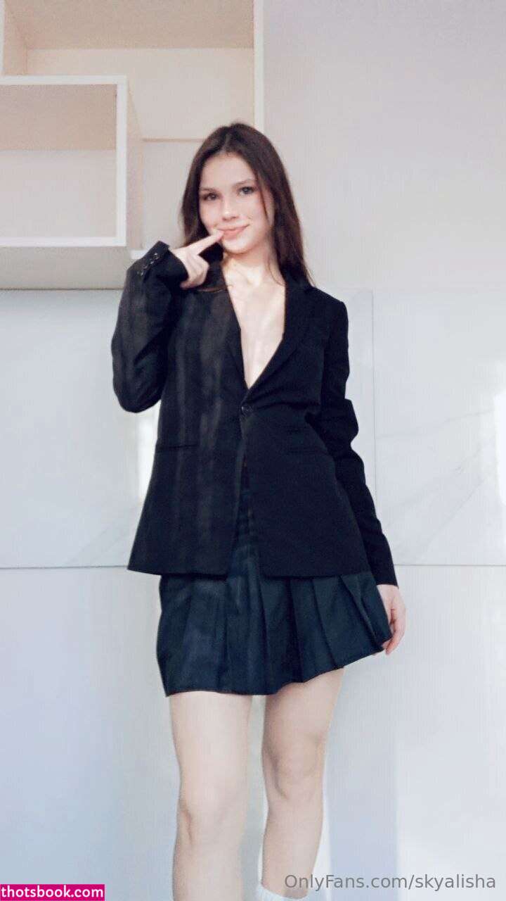 Alisha Sky Photo #16