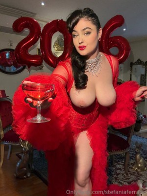 Stefania Ferrario Photo #602