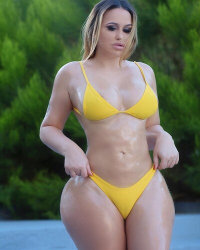 Andrea Abeli Photo #7