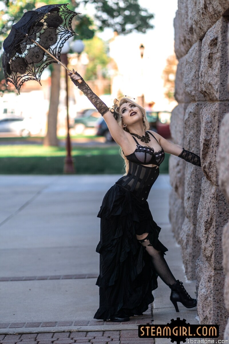 Itty Bitty Photo #23