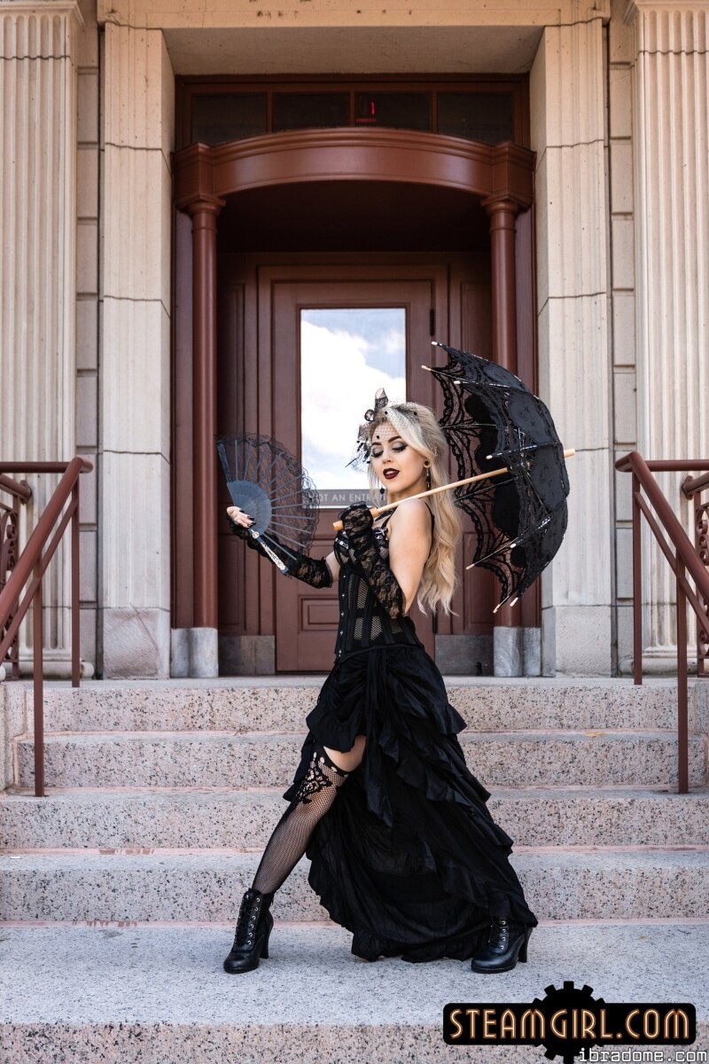 Itty Bitty Photo #29