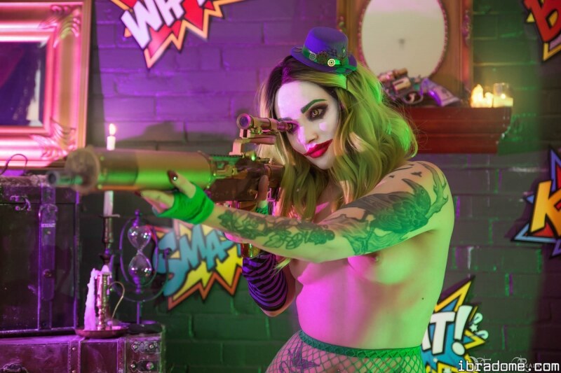 Genevieve Photo #299