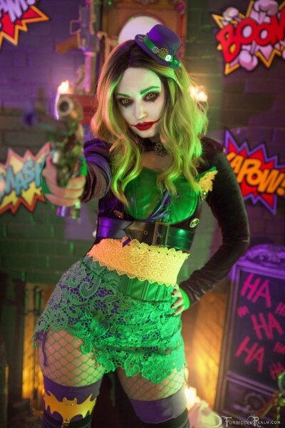 Genevieve Photo #305