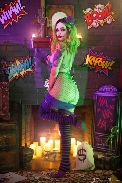 Genevieve Photo #308