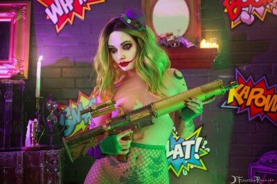 Genevieve Photo #310