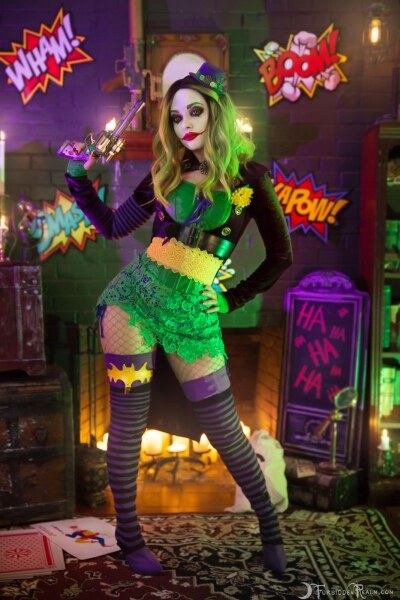 Genevieve Photo #317