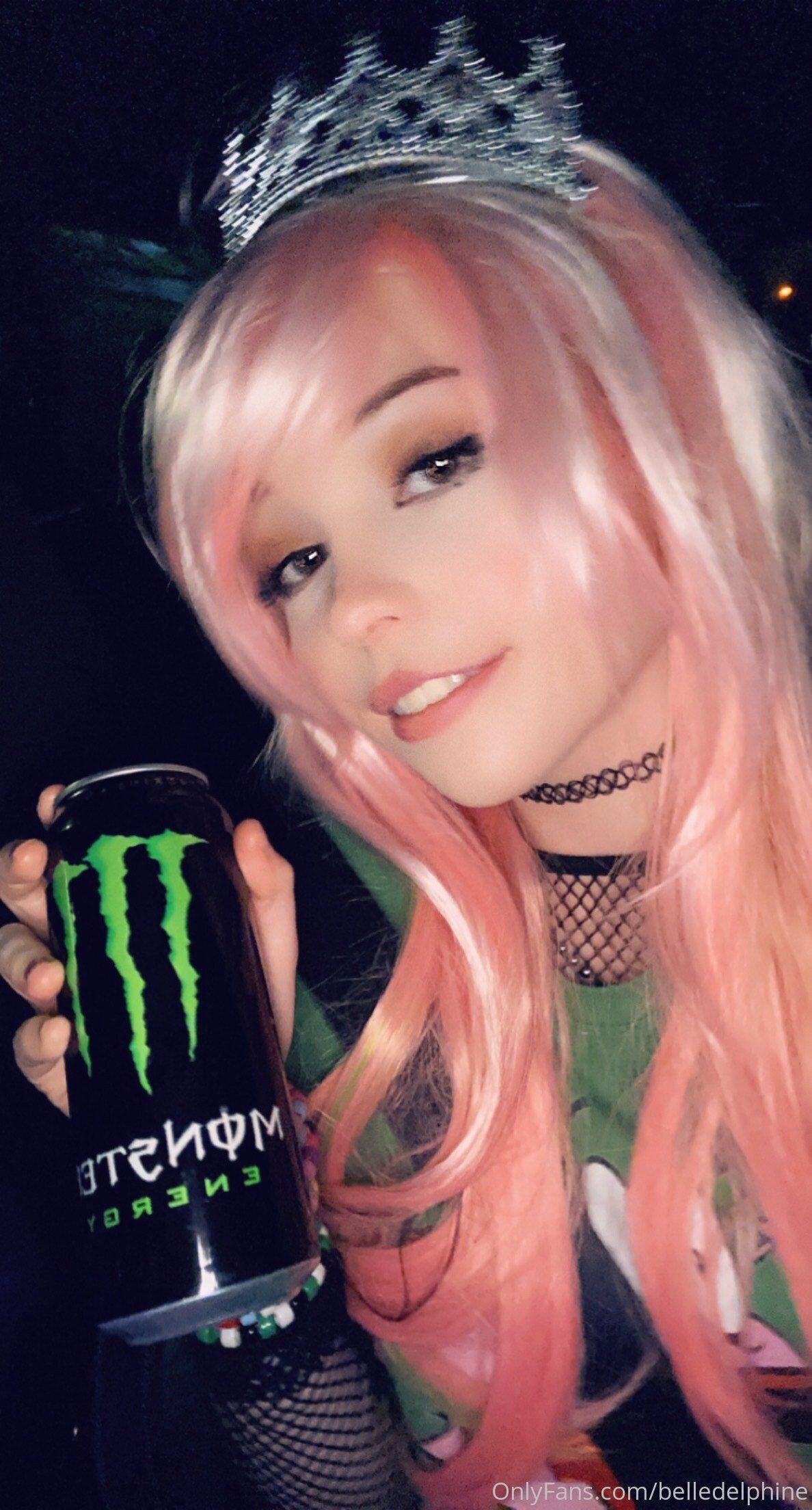 Belle Delphine Photo #2740
