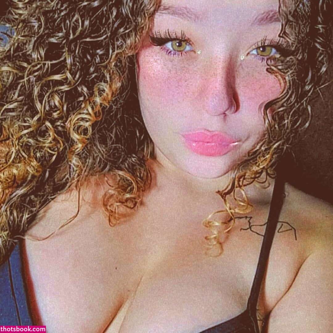 Vitoria Mansueto Photo #19