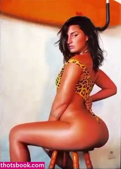 Talia Sereia Photo #13