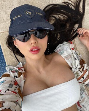 Nyvi Estephan Photo #10