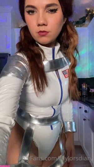 Dare Taylor Video #619