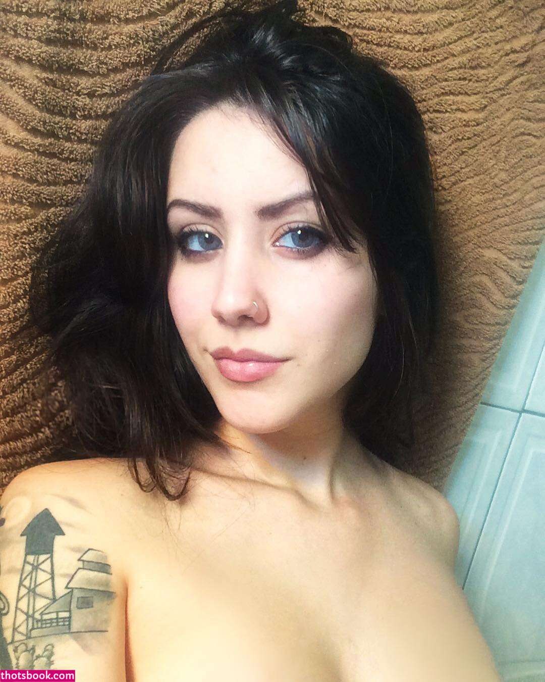 Aleexia Loren Photo #26