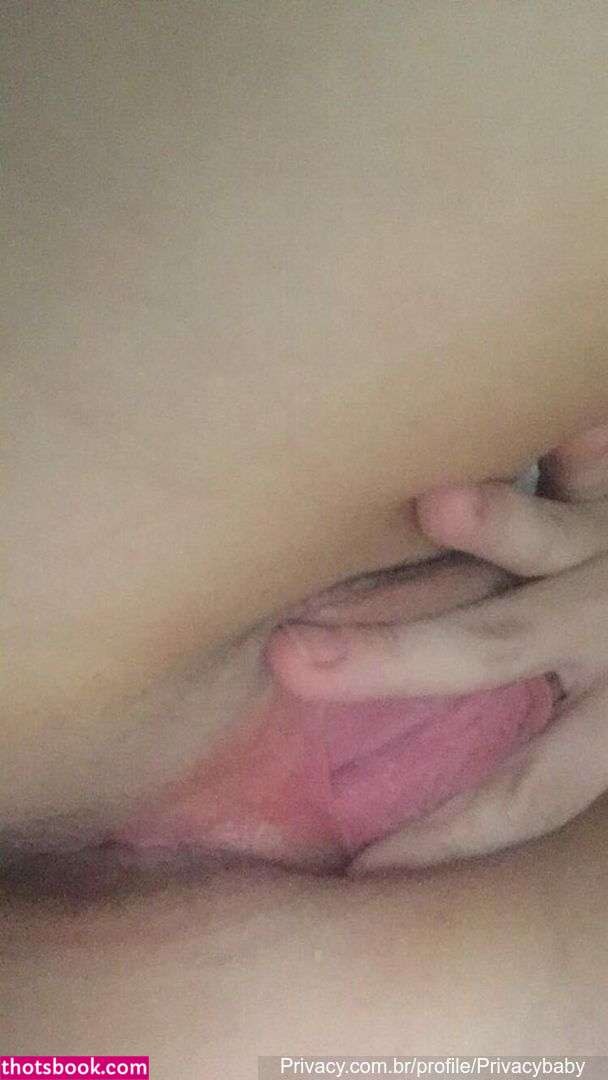 Danyelle Oliveira Photo #6