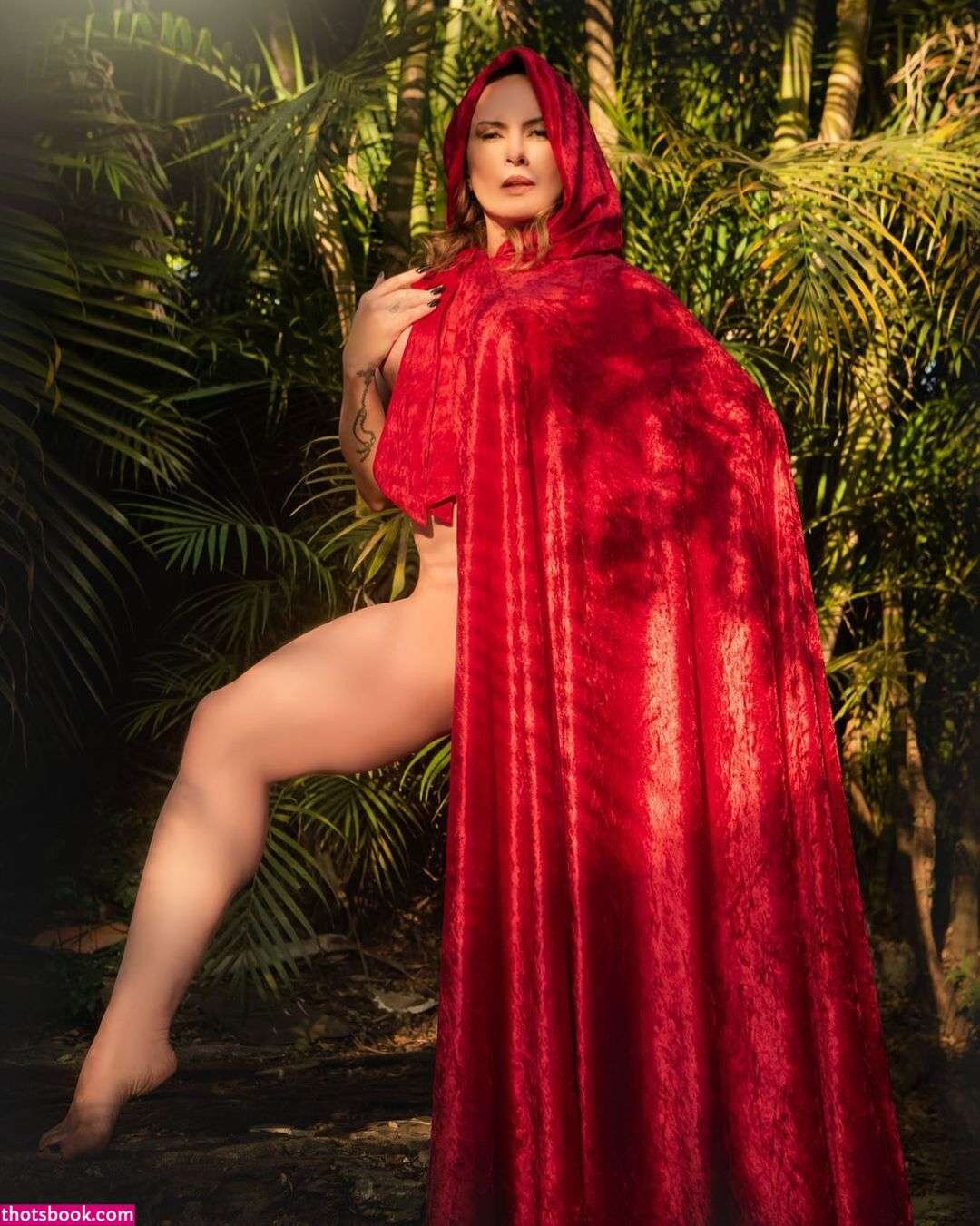 Nubia Oliver Photo #33