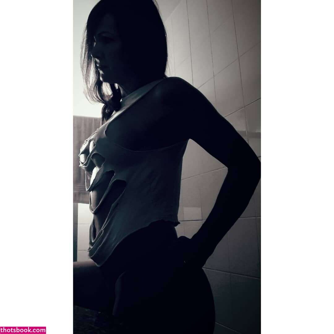 Fabi Laranjeira Photo #49