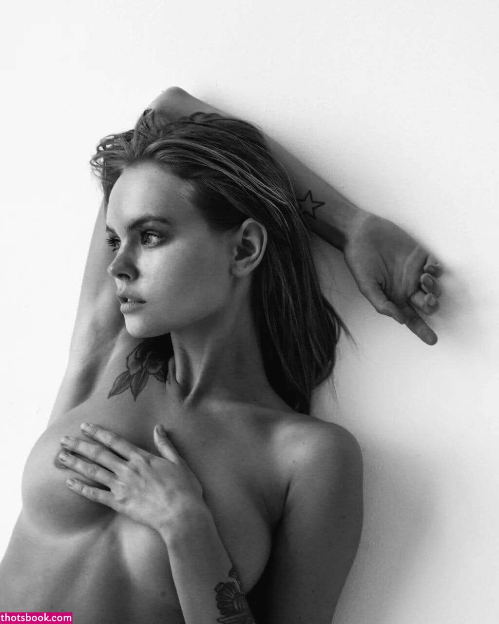 Anastasiya Scheglova Photo #6