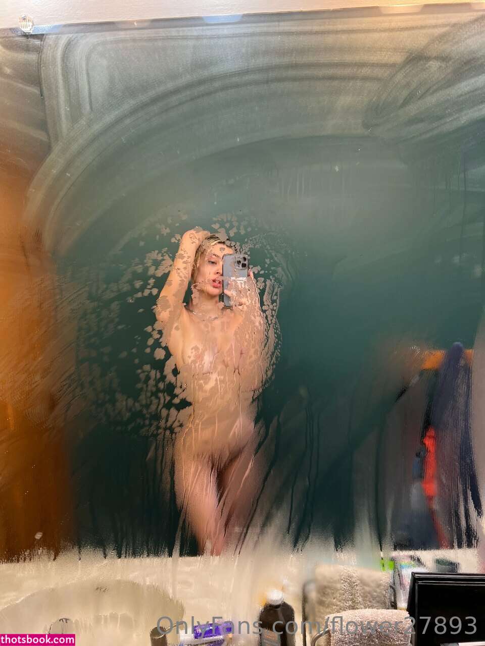 Lily Hosea Photo #27