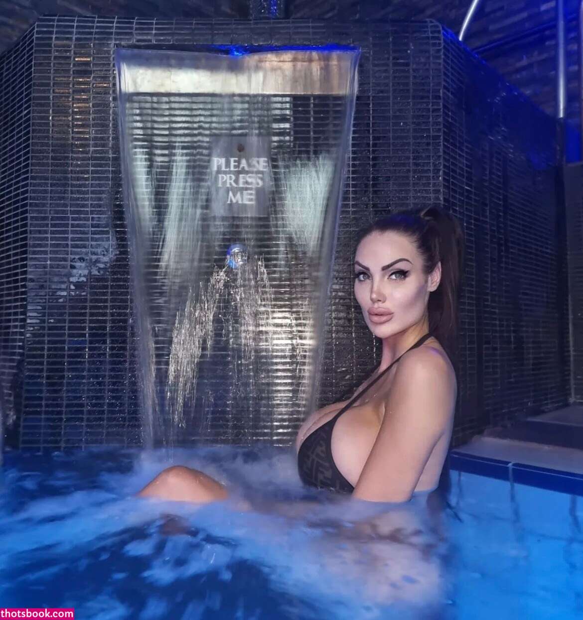 Heather Kay Photo #8