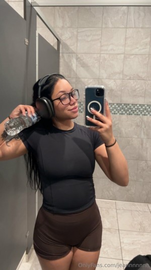 Jean Louie Photo #32