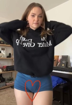 Alyssa Mckay Photo #10