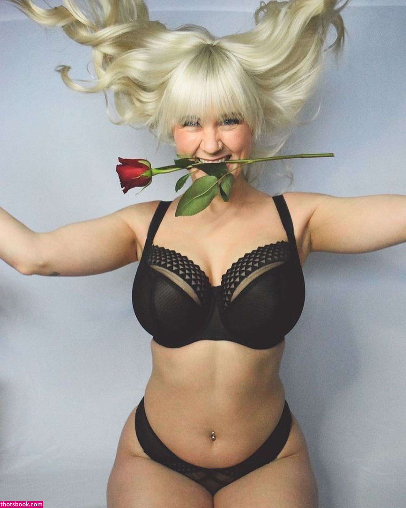 Saterra Lynn Photo #16