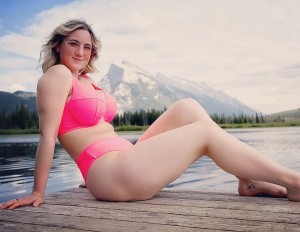 Saterra Lynn Photo #12