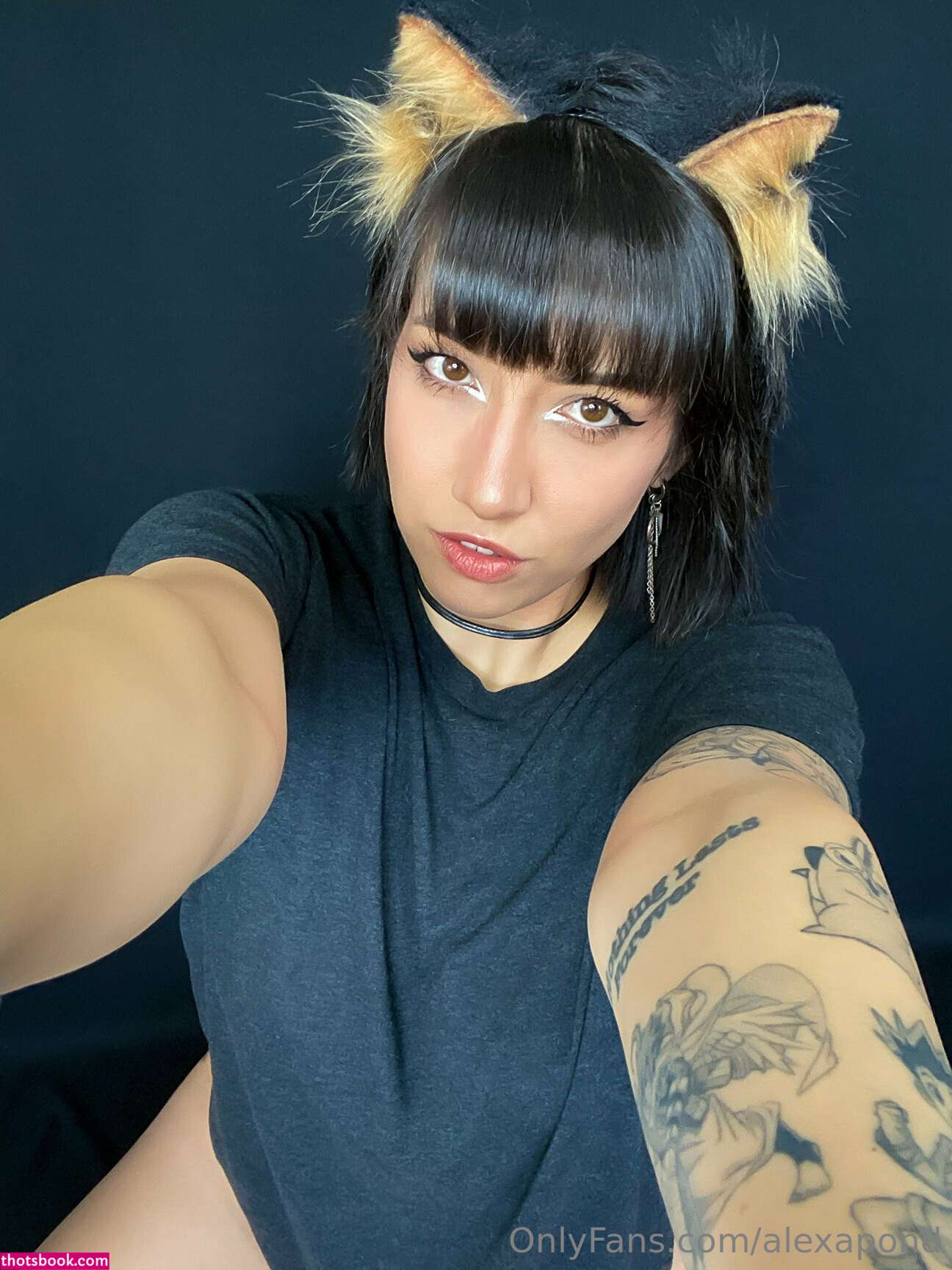 Alexa Pond Photo #218