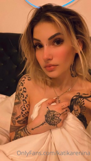 Kati Karenina Photo #15