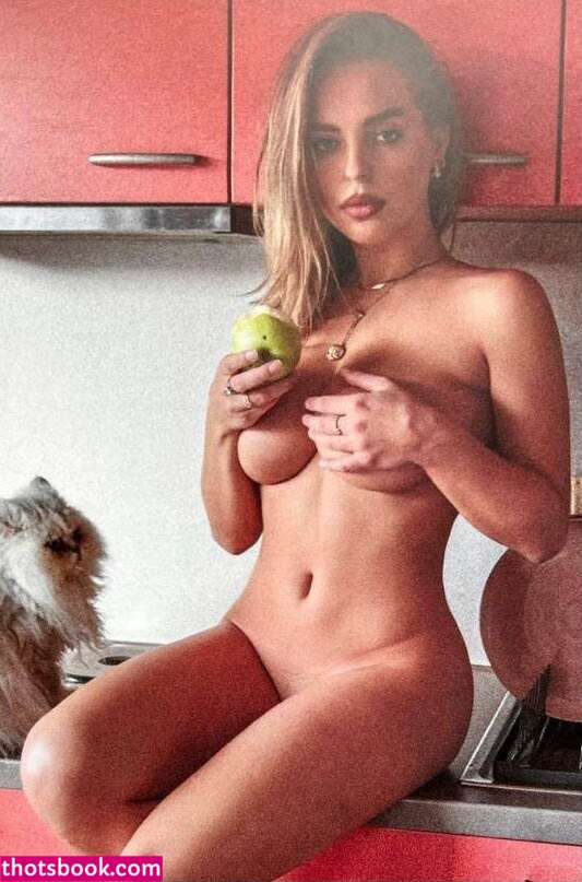 Luna Stevens Photo #9