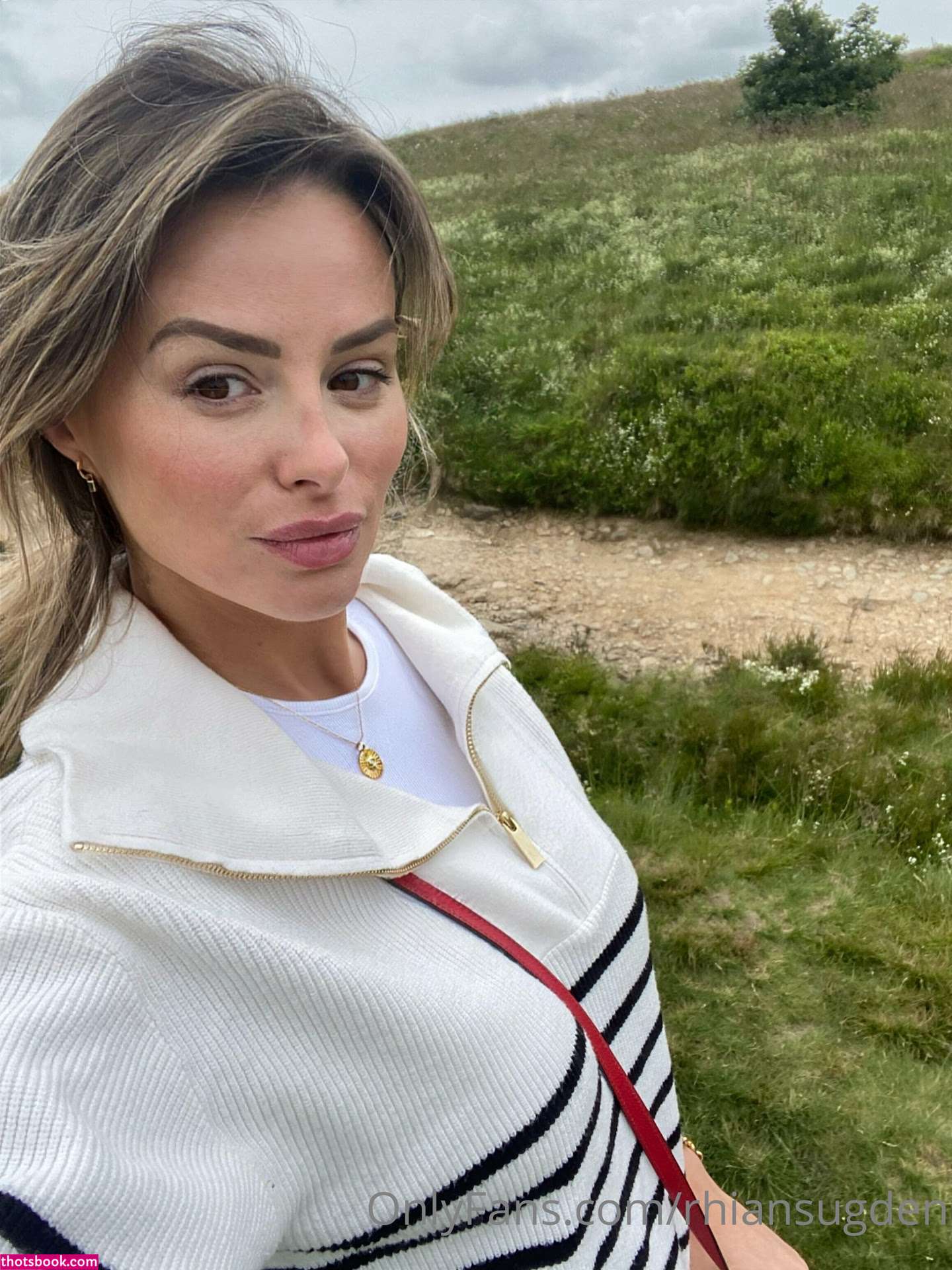 Rhian Sugden Photo #97