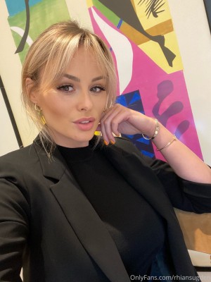 Rhian Sugden Photo #107