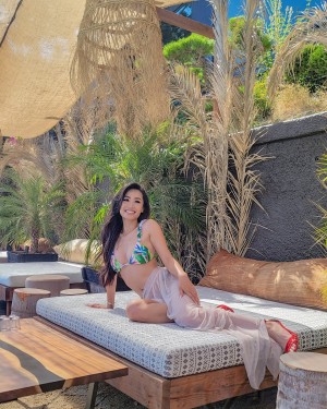 Elizabeth Tran Photo #23