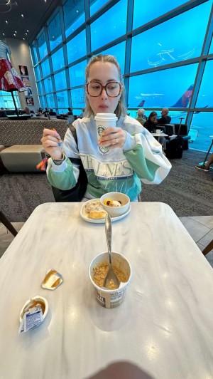 Pineapplebrat Photo #13