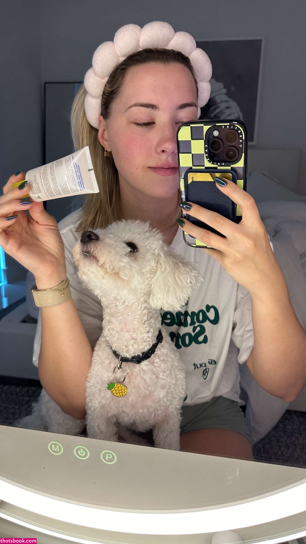 Pineapplebrat Photo #85