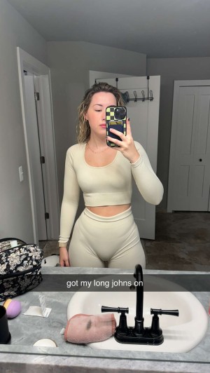 Pineapplebrat Photo #104