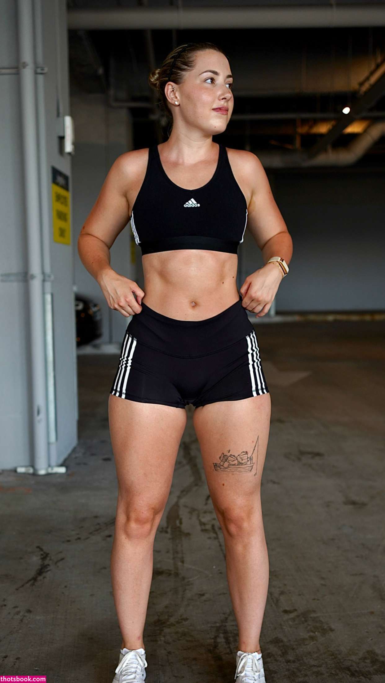 Pineapplebrat Photo #148