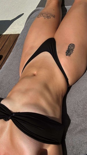 Pineapplebrat Photo #144