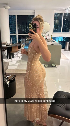 Pineapplebrat Photo #166