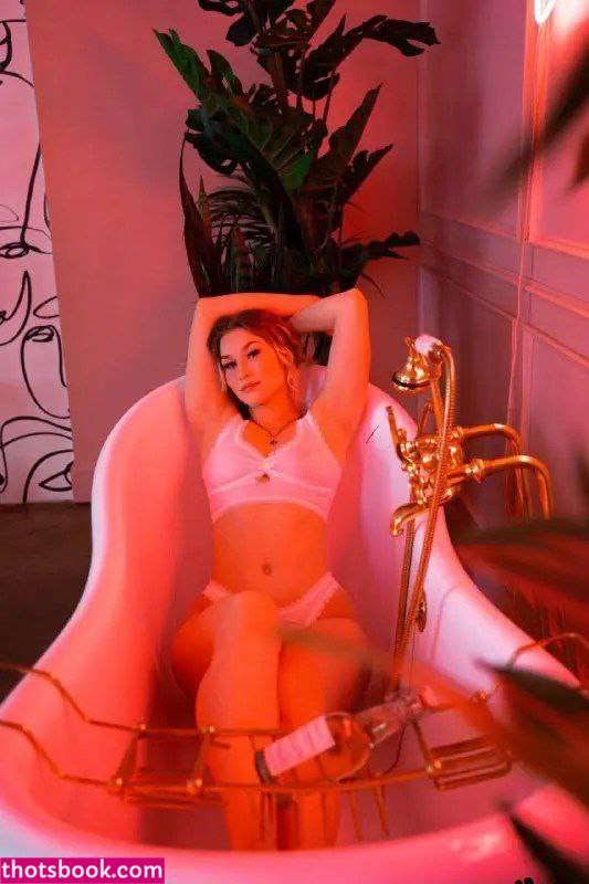 Sondra Blust Photo #34