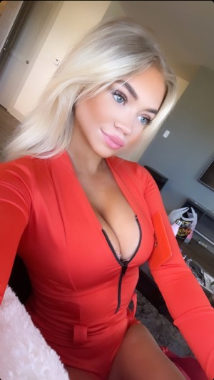 Alex Cockrill Photo #25