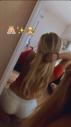 Alex Cockrill Photo #46