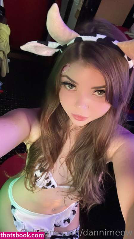 Danni Meow Photo #274